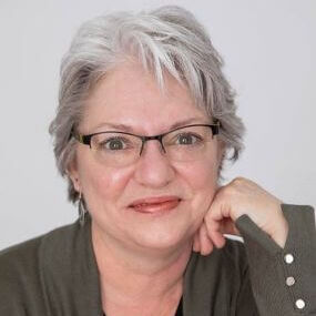 Selina Barnes Portrait for Web1 Selina Barnes Portrait for Web1